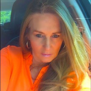 Meet your Posher, Cassandra